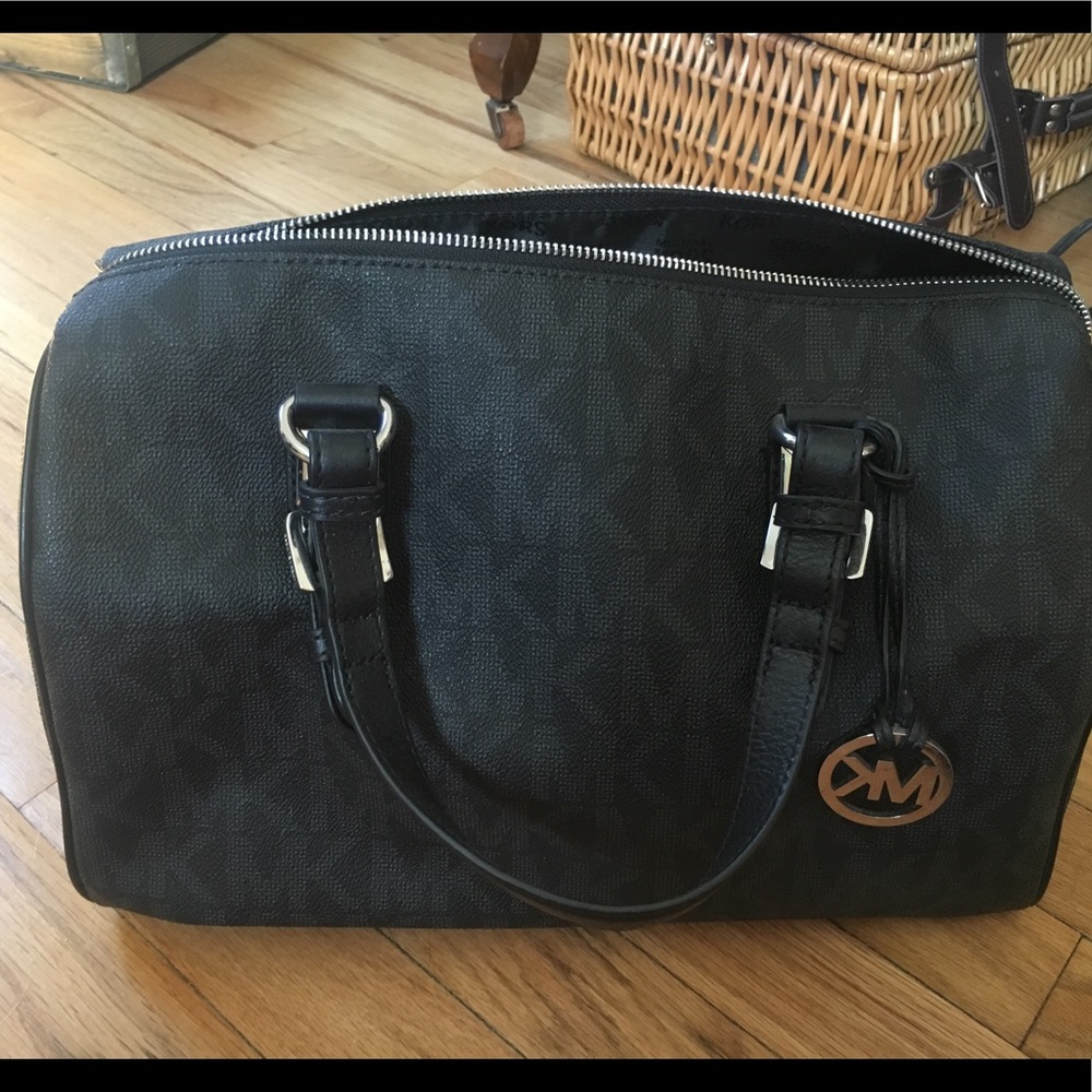 Michael Kors Grayson satchel handbag